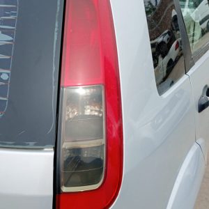 FORD FIESTA AMBIENTE PLUS MP3 (JBL486)