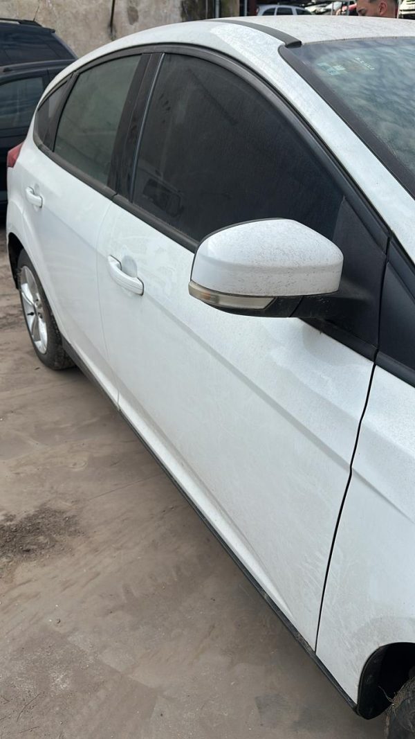 FORD FOCUS 5P 1.6L N MT S (NUC504)