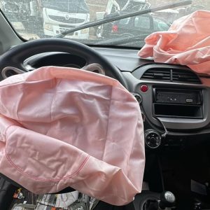 HONDA FIT LX (IUN783)