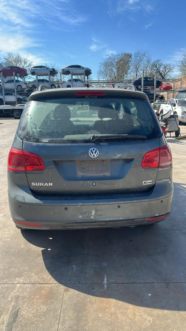 VW VOLKSWAGEN SURAN 1.6L 5D 717 (OAL132)