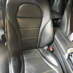 MERCEDES BENZ C250 (AB089XT)