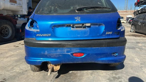 PEUGEOT 206 X-LINE 1.4 5P (GFN442)