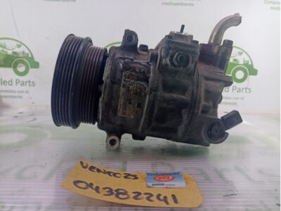 Compresor De A/a Vw Vento 2.5 (04382241)