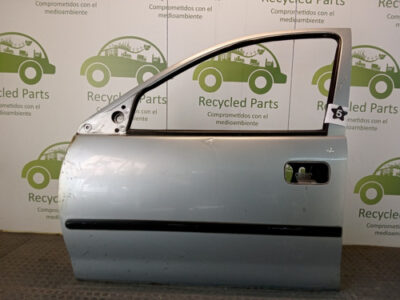 Puerta Delantera Izquierda Chevrolet Corsa (04402666)