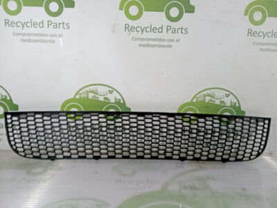Grilla Inferior Central Paragolpe Vw Bora 2007-2016