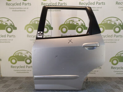 Puerta Trasera Izquierda Honda Fit Lv (04734144)