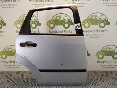 Puerta Trasera Derecha Ford Fiesta Max (04706963)