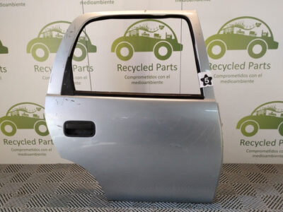 Puerta Trasera Derecha Chevrolet Corsa (03728357)