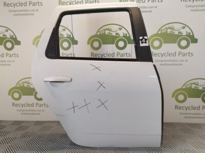 Puerta Trasera Derecha Renault Duster (04793118)