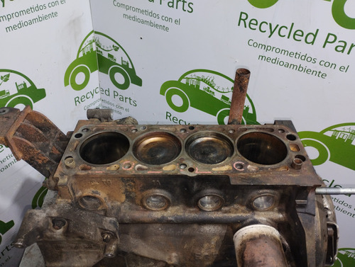 Motor Fiat Stylo 1.8 8v - Solo Block - (04944295)