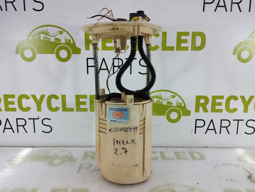 Bomba De Combustible Toyota Hilux 3.0 Tdi (02448199)