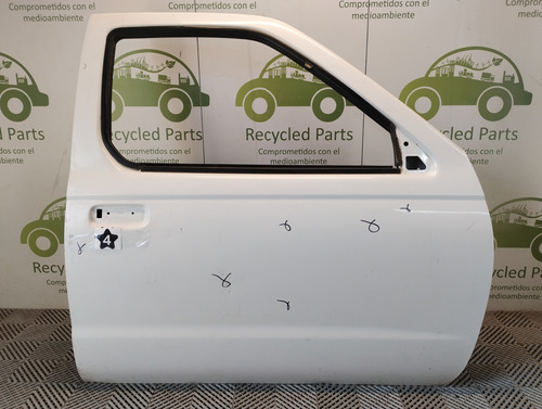 Puerta Delantera Derecha Nissan Frontier (05361958)