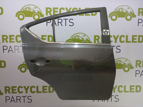 Puerta Trasera Derecha Nissan Versa (05275345) Lp