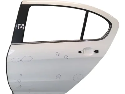 Puerta Trasera Izquierda Peugeot 408 (05263067)