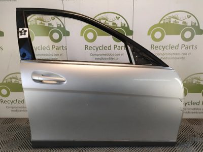 Puerta Delantera Derecha Mercedes Benz C200 (05486586)