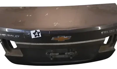 Tapa De Baul Chevrolet Cruze Lv (05574767)