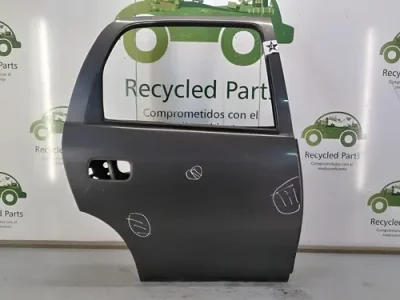 Puerta Trasera Derecha Chevrolet Corsa (04048528) Lp
