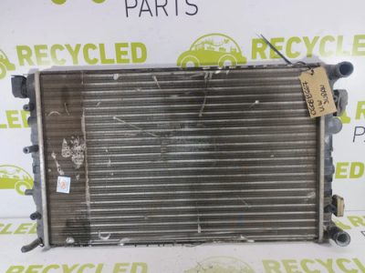 Radiador De Agua Vw Voyage 1.6 (06088667)