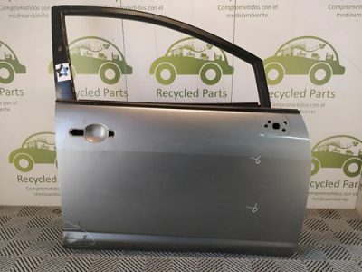 Puerta Delantera Derecha Nissan Tiida (04983643)
