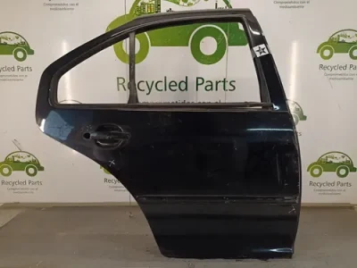 Puerta Trasera Derecha Vw Bora (03743303)