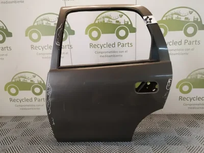Puerta Trasera Izquierda Chevrolet Corsa (05237392)