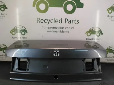 Tapa De Baul Vw Santana (04424119)