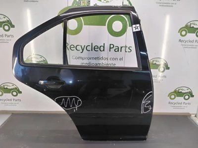 Puerta Trasera Derecha Vw Bora (04245395)