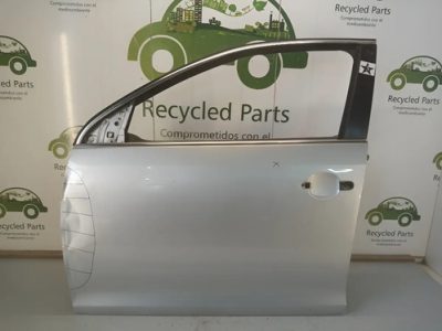 Puerta Delantera Izquierda Vw Vento Lv (03356363)