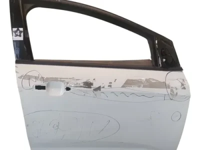 Puerta Delantera Derecha Ford Focus F3 (04423093)