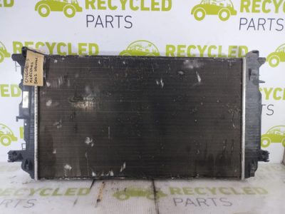 Radiador De Agua Mercedes Benz Sprinter (04668815)
