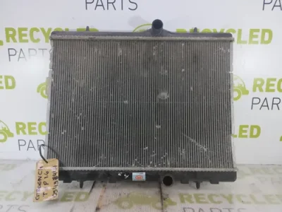 Radiador De Agua Citroen C4 Lounge Thp 1.6 (05438444)