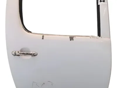 Puerta Trasera Derecha Toyota Hilux (05206146)