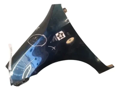 Guardabarro Izquierdo Toyota Etios (04958305)
