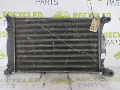 Radiador De Agua Audi A4 2.0 At (03402145)