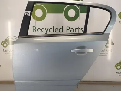 Puerta Trasera Izquierda Chevrolet Vectra 5p (03756862)