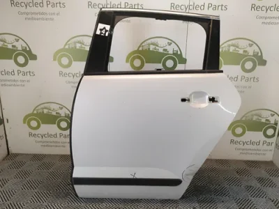 Puerta Trasera Izquierda Peugeot 3008 Lv (05590544)