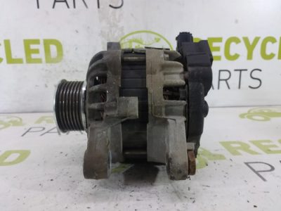 Alternador Toyota Hilux 2.4 (05755081)