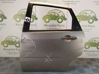 Puerta Trasera Izquierda Ford Focus F1 (04798656)