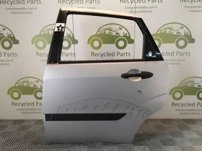 Puerta Trasera Izquierda Ford Focus F1 (05257679)