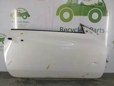 Puerta Delantera Derecha Hyundai Genesis (02505379)