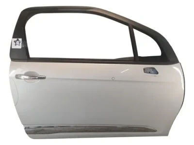 Puerta Delantera Derecha Citroen Ds3 (06367570)