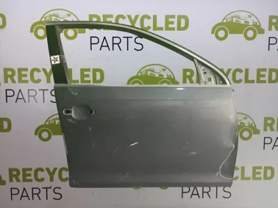 Puerta Delantera Derecha Vw Vento Lv (04128690) Lp