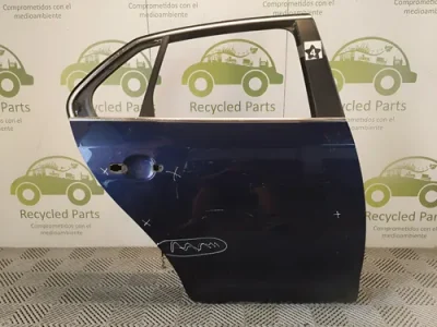 Puerta Trasera Derecha Vw Vento Lv (05402638)