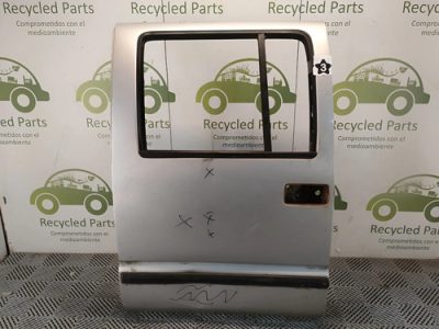 Puerta Trasera Izquierda Chevrolet S10 (05290649)
