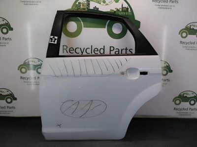 Puerta Trasera Izquierda Ford Focus F2 (04619375)