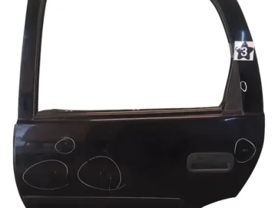 Puerta Trasera Izquierda Chevrolet Corsa (05158905)