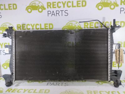 Radiador De Agua Ford Focus 2.0 (05932937)