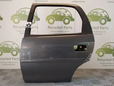 Puerta Trasera Izquierda Chevrolet Corsa (03307822)