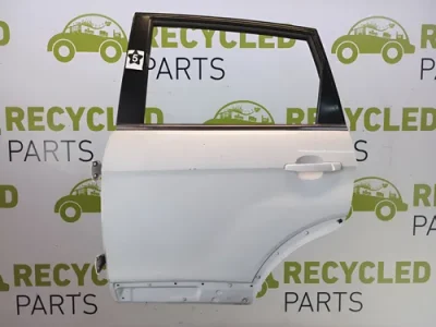 Puerta Trasera Izquierda Chevrolet Captiva (04763134)