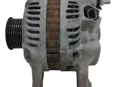 Alternador Nissan Versa 1.6 (05948418)